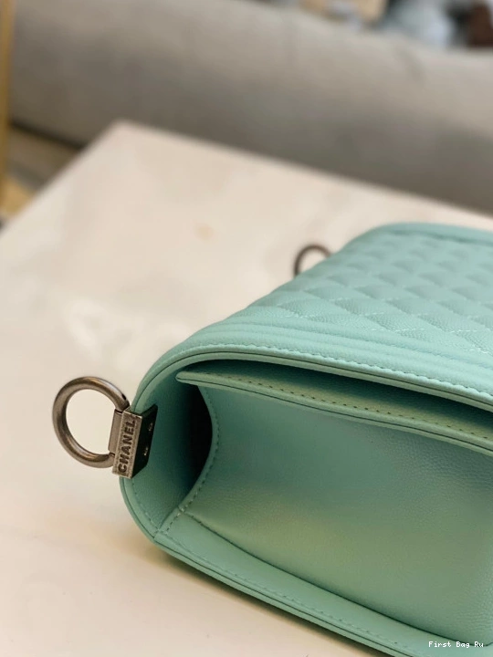 First Bag Ru CHANEL BAG 25CM BOY 0728